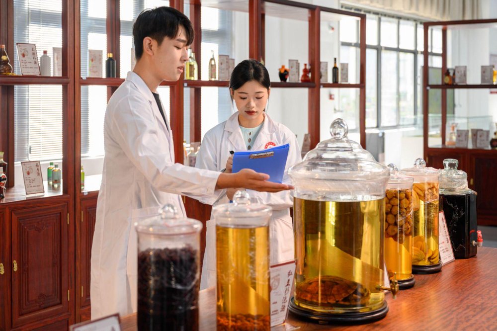 轮岗亚盈体育在线正式成为意甲联赛官方